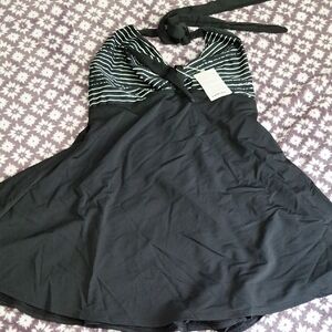 💥COCOSHIP Black and White Striped Halter Top